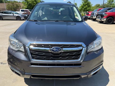 Used 2017 Subaru Forester 2.5i w/ Popular Package #2A AWD/4WD image 2