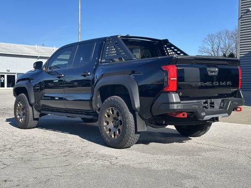 Used 2024 Toyota Tacoma 4x4 Double Cab Hybrid image 5