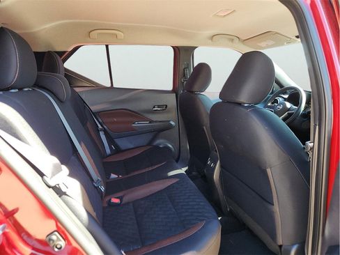 Used 2023 Nissan Kicks SR image 19