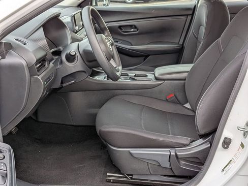 Used 2024 Nissan Sentra S image 11