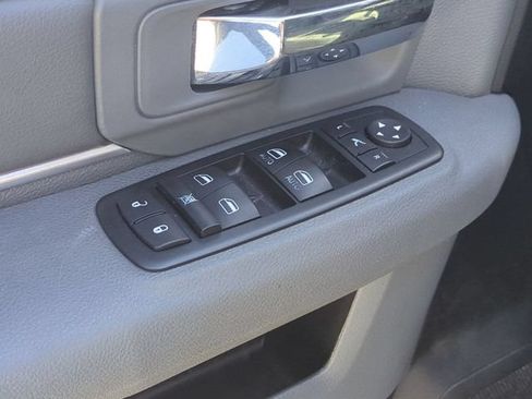 Used 2015 RAM 2500 SLT w/ Luxury Group AWD/4WD image 13