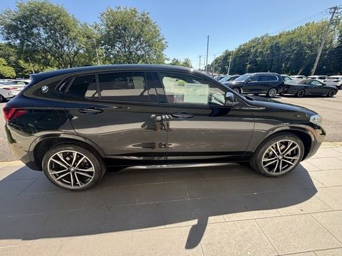 Used 2023 BMW X2 xDrive28i w/ M Sport Package image 6