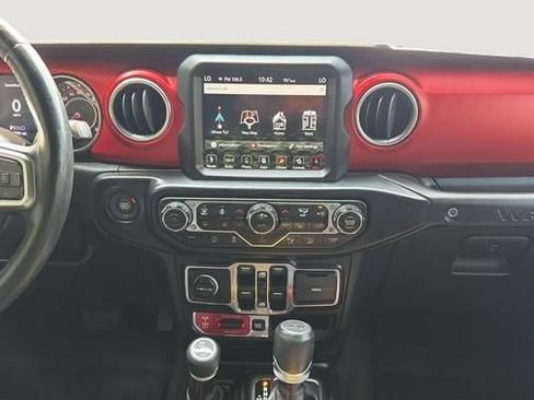 Used 2019 Jeep Wrangler Unlimited Rubicon AWD/4WD image 11