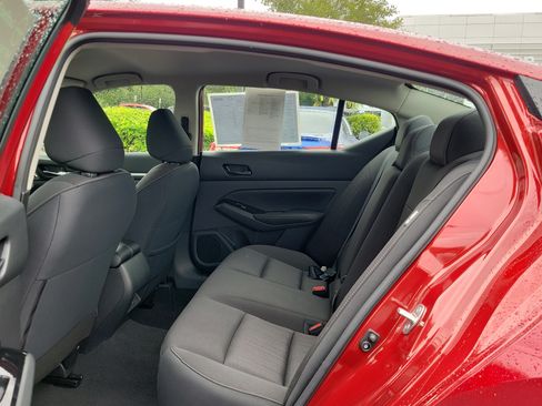 Certified 2023 Nissan Altima 2.5 SV FWD image 12
