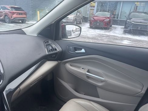 Used 2015 Ford Escape Titanium image 20