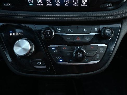 Used 2020 Chrysler Pacifica Limited w/ Quick Oder Package 2EV RED-S image 36