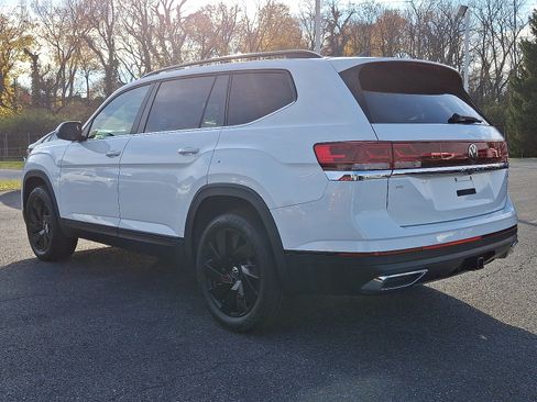 New 2025 Volkswagen Atlas SE AWD/4WD image 4