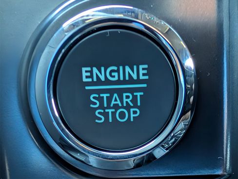 New 2025 Ford F150 Platinum w/ FX4 Off-Road Package image 25