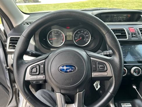 Used 2017 Subaru Forester 2.5i Premium w/ All-Weather Package AWD/4WD image 2