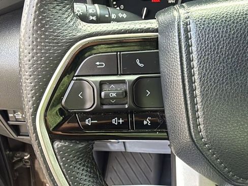 Used 2022 Toyota Tundra Limited image 21