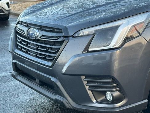 Used 2024 Subaru Forester Premium image 8