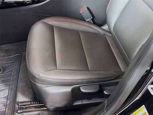 Used 2025 Chevrolet Trax RS w/ Driver Confidence Package image 19