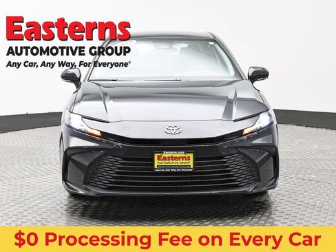 Used 2025 Toyota Camry LE FWD image 2