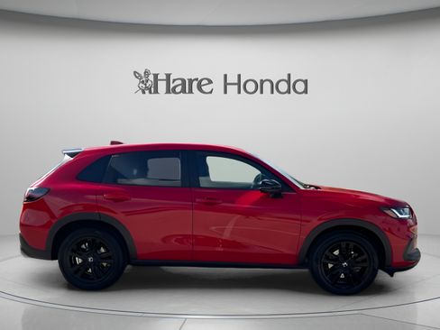 Certified 2026 Honda HR-V Sport image 6