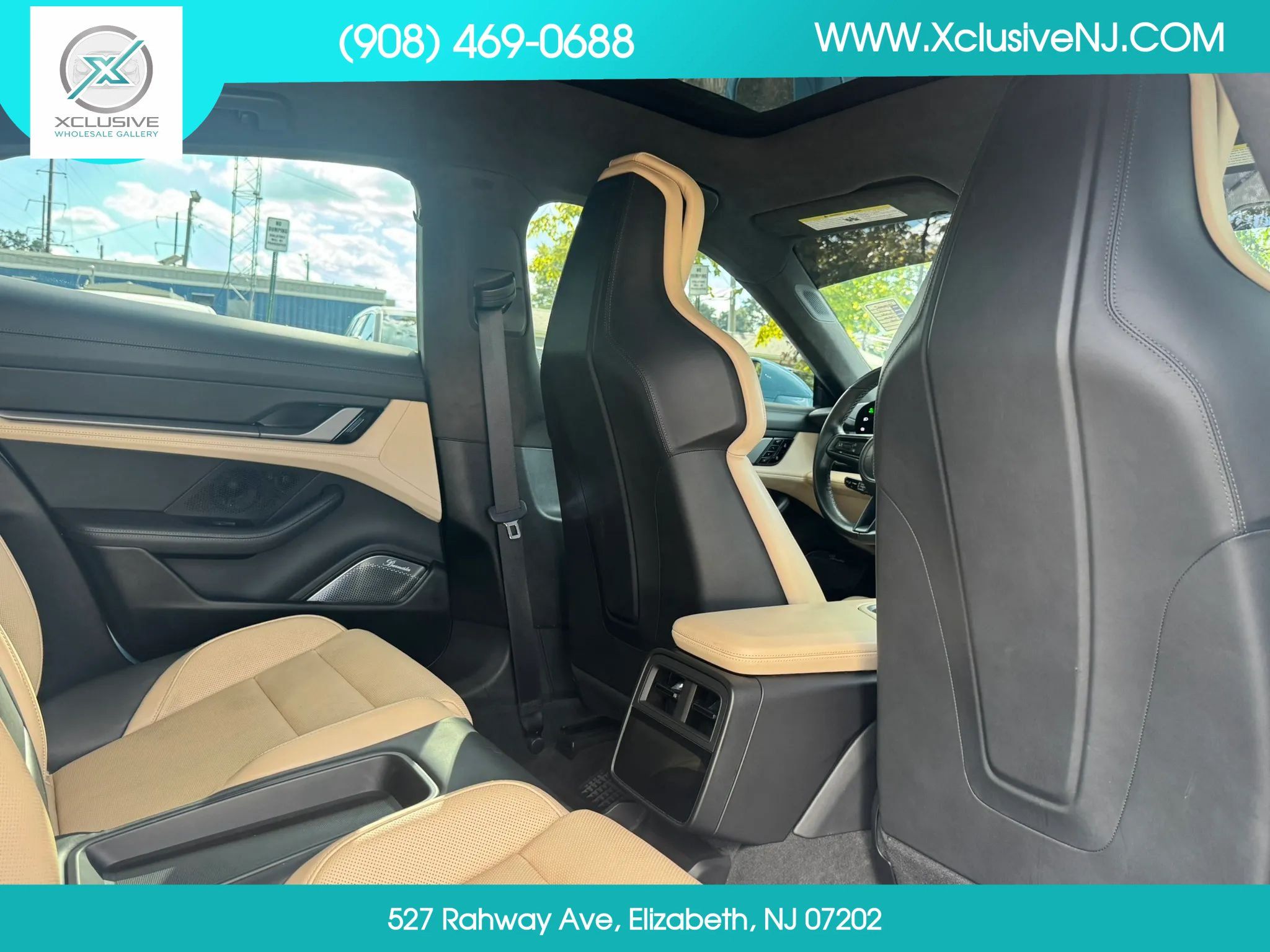 Used 2020 Porsche Taycan Turbo w/ Premium Package AWD/4WD image 31
