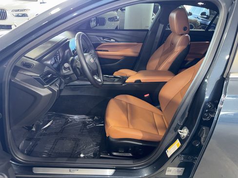 Used 2025 Cadillac CT4 Premium Luxury image 18