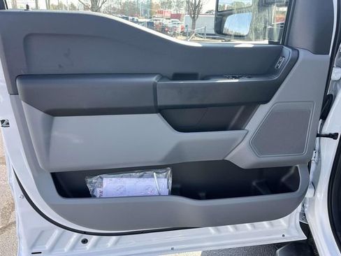 New 2026 Ford F550 2WD Regular Cab Super Duty image 11