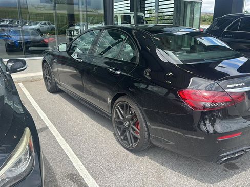 Used 2023 Mercedes-Benz E 63 AMG S image 4