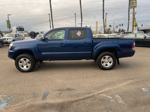 Used 2014 Toyota Tacoma PreRunner w/ TRD Sport Package image 6