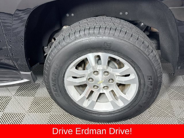 Used 2019 Chevrolet Suburban LT AWD/4WD image 4