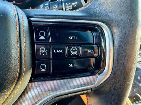 Used 2022 Jeep Grand Wagoneer Series III w/ Flexible Seating Group image 22