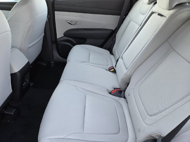 New 2026 Hyundai Tucson SE FWD image 32