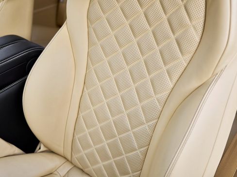 Used 2016 Bentley Continental GT image 40