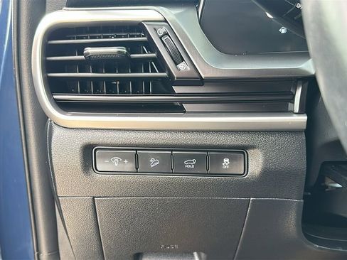 Used 2025 Kia Telluride S image 21