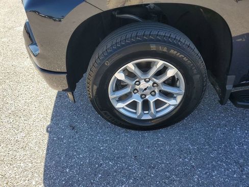 Used 2023 Chevrolet Silverado 1500 RST w/ Protection Package image 17