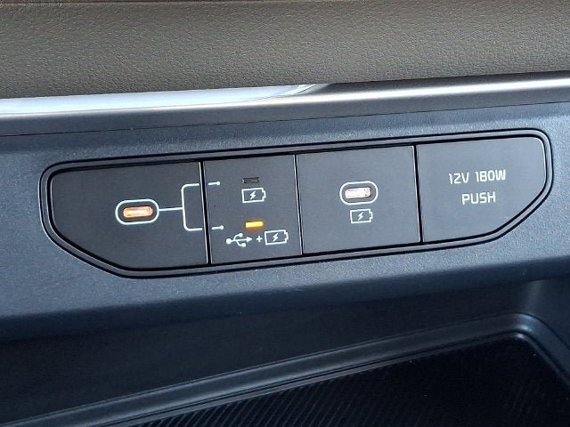 Certified 2026 Kia Carnival FWD image 24
