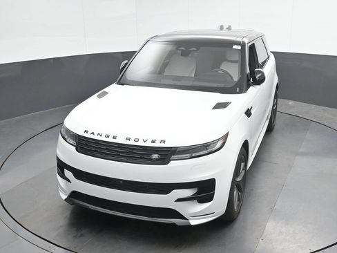 Used 2025 Land Rover Range Rover Sport Dynamic SE AWD/4WD image 34