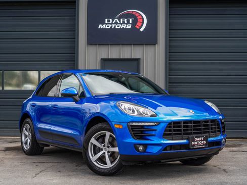 Used 2017 Porsche Macan AWD/4WD image 1