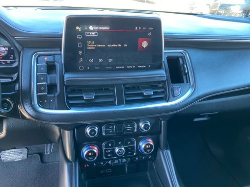 Used 2023 GMC Yukon XL AT4 image 20