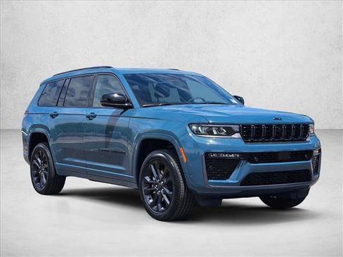 New 2026 Jeep Grand Cherokee L Limited AWD/4WD image 7