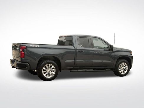 Certified 2020 Chevrolet Silverado 1500 Custom w/ Custom Value Package AWD/4WD image 9