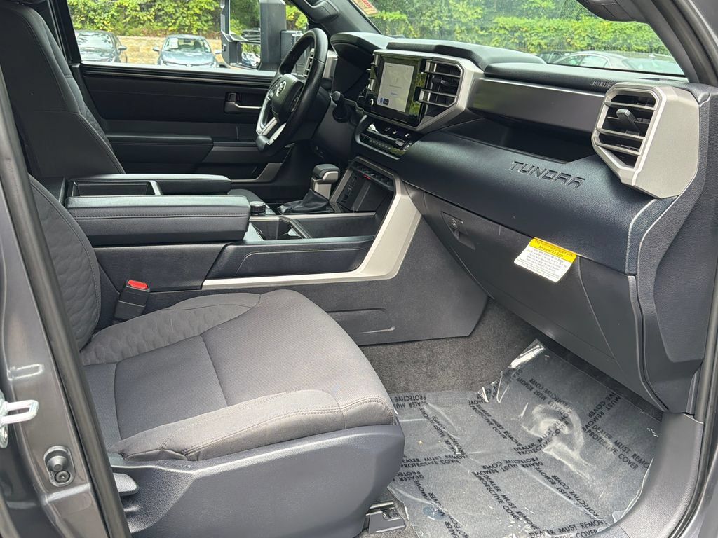 Used 2026 Toyota Tundra SR5 w/ SR5 Convenience Package AWD/4WD image 15