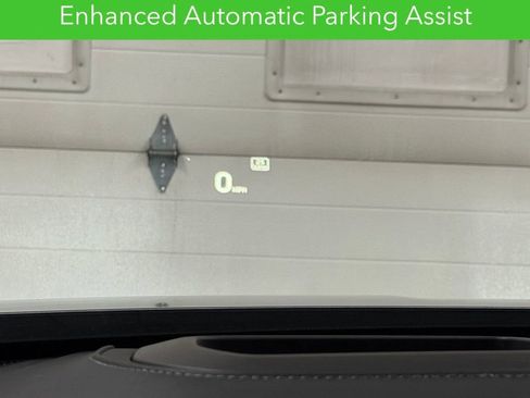 Certified 2026 Buick Enclave Avenir w/ Super Cruise Package AWD/4WD image 38