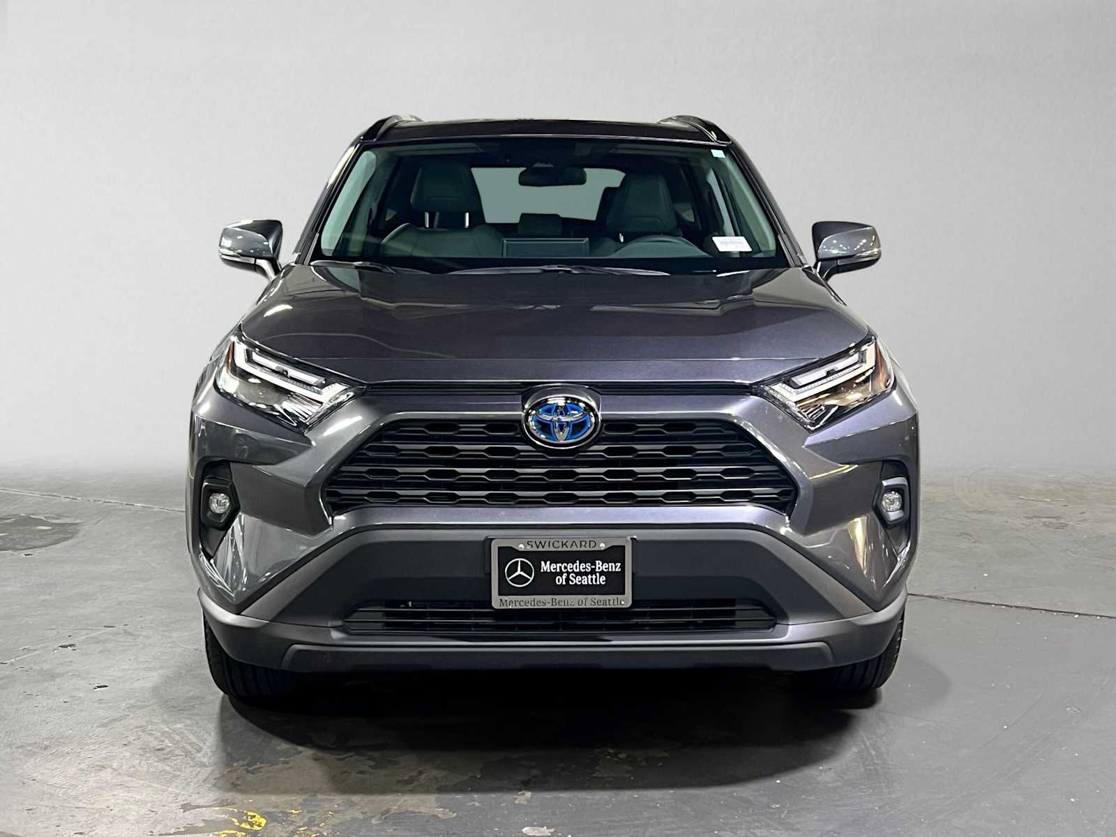 Used 2024 Toyota RAV4 XLE Premium w/ Weather Package AWD/4WD image 8