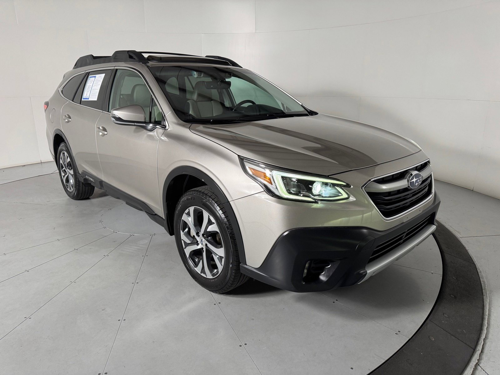 Used 2020 Subaru Outback Limited w/ Popular Package #2 AWD/4WD image 7