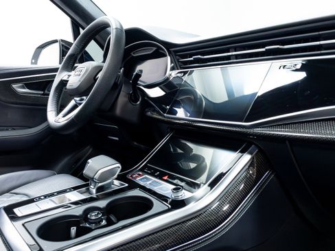 Used 2023 Audi SQ7 Prestige image 25