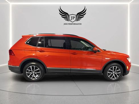 Used 2018 Volkswagen Tiguan SEL FWD image 8