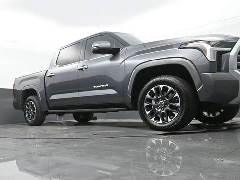 Used 2024 Toyota Tundra Limited AWD/4WD image 25
