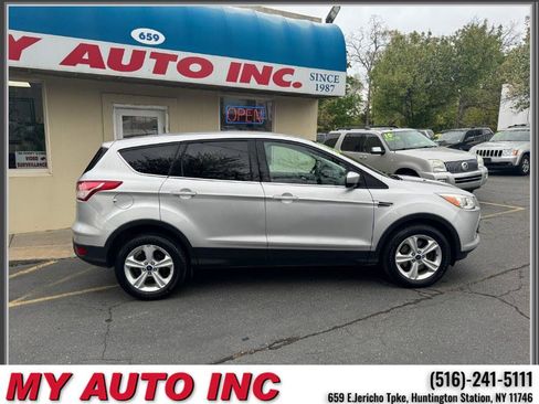Used 2014 Ford Escape SE AWD/4WD image 3