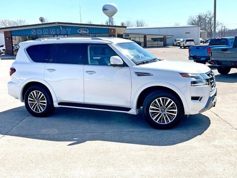 Used 2024 Nissan Armada SL w/ Cargo Package image 3