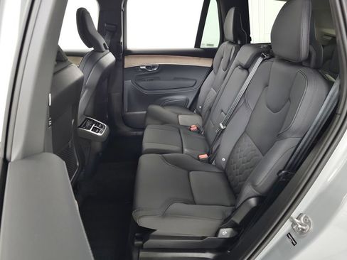 Certified 2026 Volvo XC90 B6 Plus AWD/4WD image 38