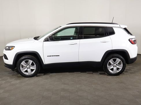 Used 2022 Jeep Compass Latitude w/ Convenience Group image 15