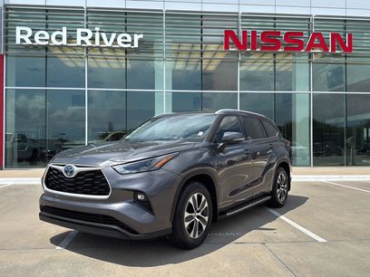 Used 2022 Toyota Highlander XLE