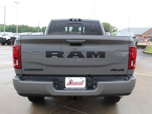 New 2026 RAM 2500 Laramie AWD/4WD image 4
