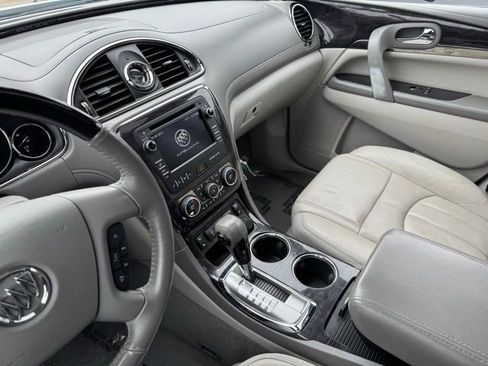 Used 2016 Buick Enclave Leather image 18