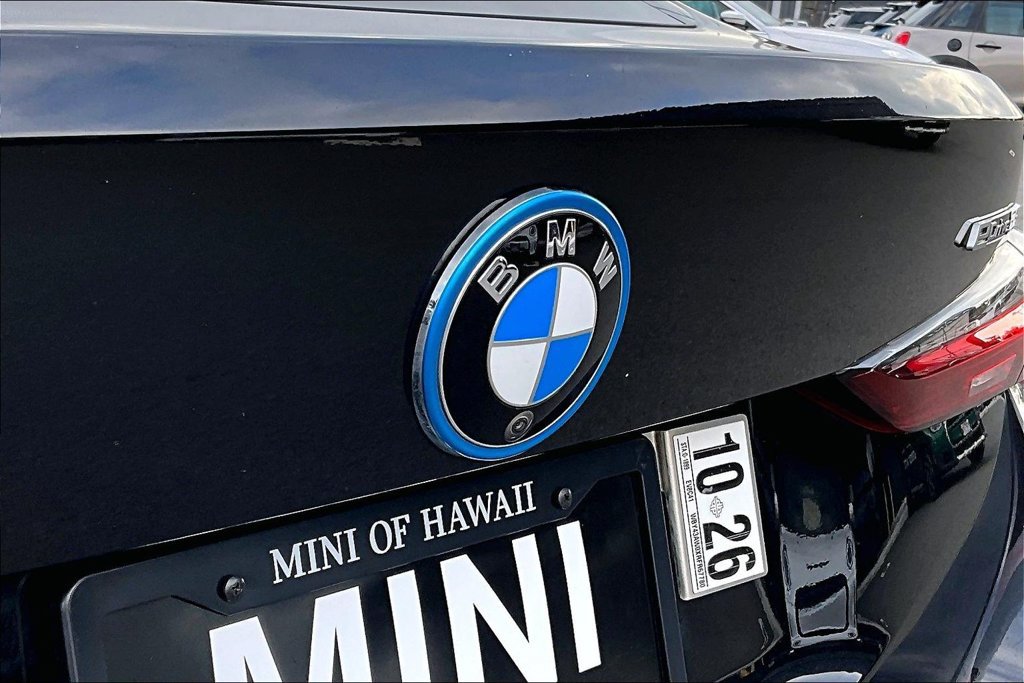 Used 2024 BMW i4 eDrive35 w/ Convenience Package RWD image 31